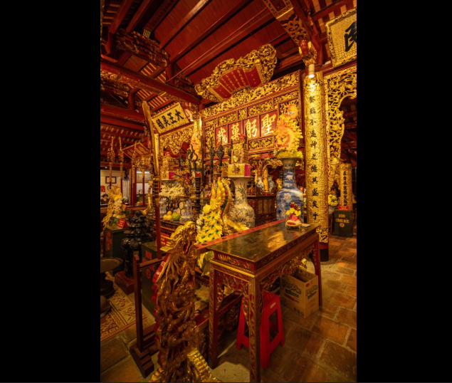 bàn thờ thăng long tứ trấn